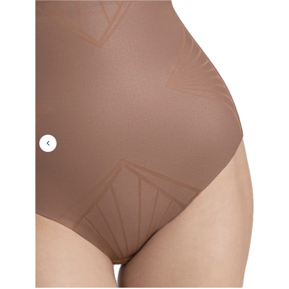 Honeylove Shadow Sculpt High Waist Brief Women's M | Sand | Tummy Control | NWT